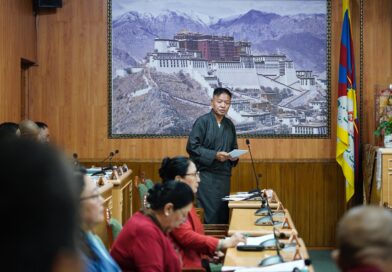 སྐར་རྟགས་ཅན་གྱི་དྲི་བ་ལ་སྲིད་སྐྱོང་གི་ལན་འདེབས།