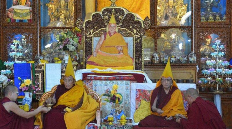 རྒྱུད་སྟོད་གྲྭ་ཚང་དུ་སྔགས་ཀྱི་རྩོད་རྒྱུགས་ཆེན་མོ་སྐབས་བརྒྱད་པ་ལེགས་གྲུབ། རྒྱུད་སྟོད་གྲྭ་ཚང་དུ་སྔགས་ཀྱི་རྩོད་རྒྱུགས་ཆེན་མོ་སྐབས་བརྒྱད་པ་ལེགས་གྲུབ།