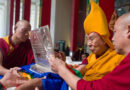 ༸གོང་ས་མཆོག་དགའ་ལྡན་ལྔ་མཆོད་ཀྱི་ཚོགས་མགོན་དུ་ཆིབས་བསྒྱུར།