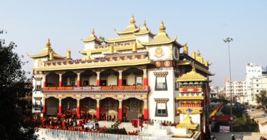 རྡོར་གདན་སྔ་འགྱུར་རྙིང་མའི་ཆོས་སྒར་གྱི་པདྨ་སམ་བྷ་ཝ་གཙུག་ཁང་ཆེན་པོ་དབུ་འབྱེད།