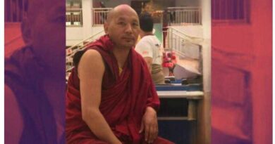 དགེ་འདུན་པ་མཛེས་དགའ་རྒྱ་མཚོ་གློད་བཀྲོལ་ཐོབ་ཀྱང་དམ་དྲག་འོག་ཡོད་འདུག